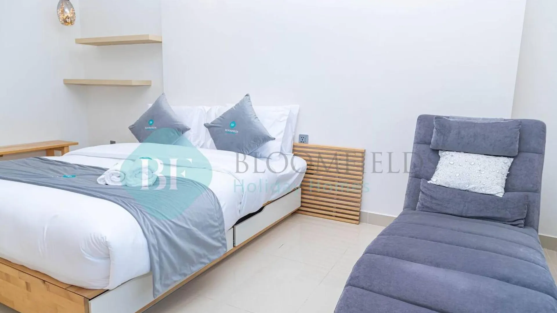 Contacten van Bloomfields 2Br Skyscraper In Sky Tower Al Reem